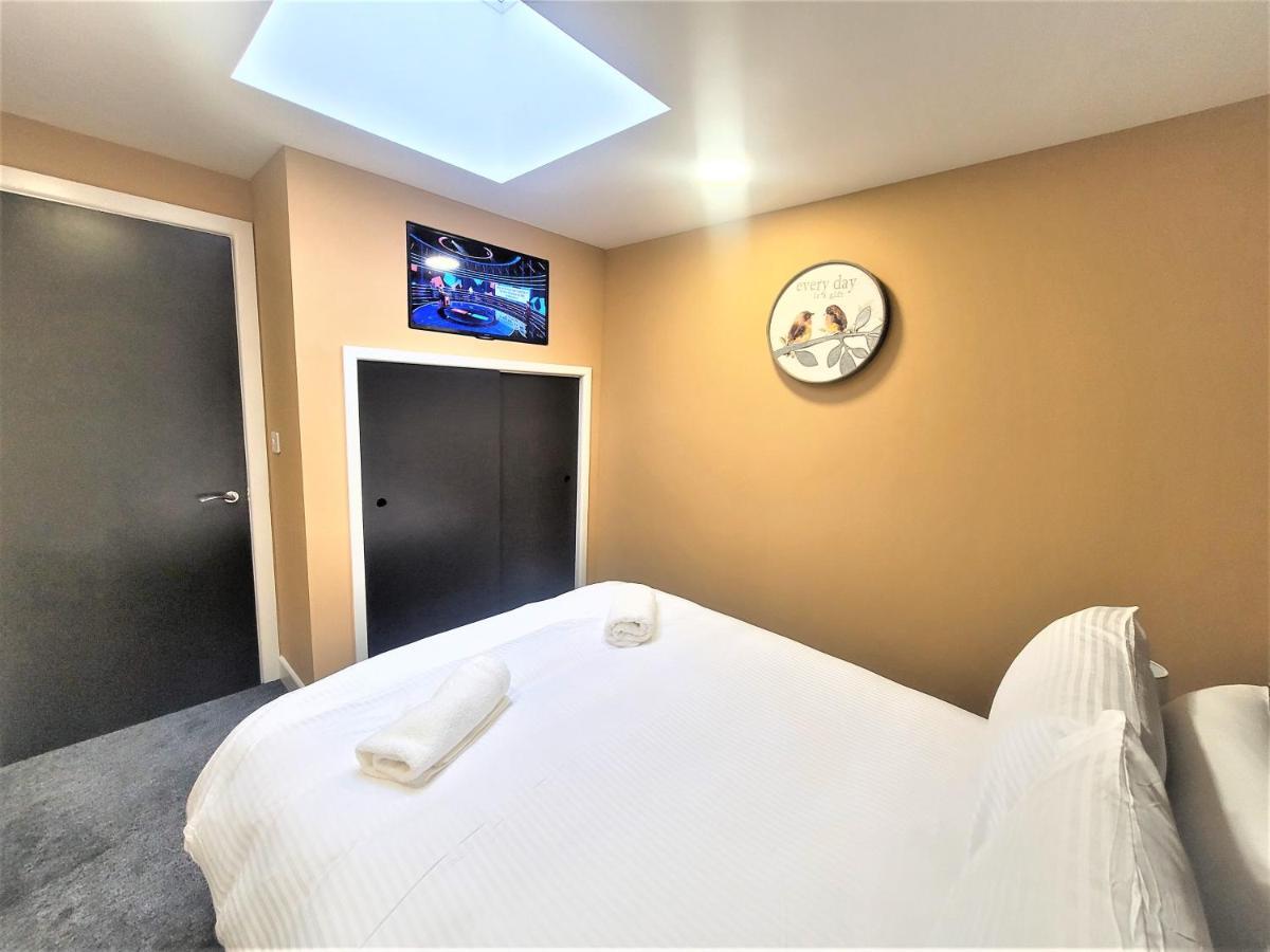 גלוסטר New County Hotel & Serviced Apartments By Roomsbooked מראה חיצוני תמונה