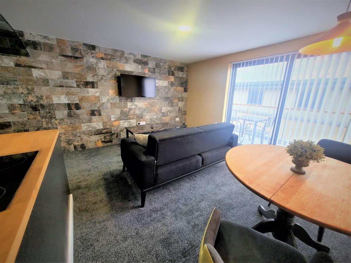 גלוסטר New County Hotel & Serviced Apartments By Roomsbooked מראה חיצוני תמונה