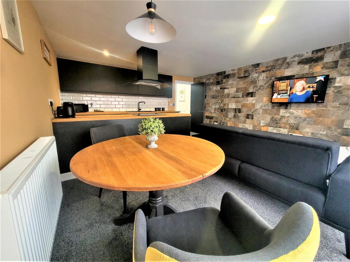 גלוסטר New County Hotel & Serviced Apartments By Roomsbooked מראה חיצוני תמונה